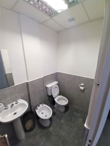 Imagen 8 de 13 de Venta Oficina Centro Rosario , Cochera, Balcón .-