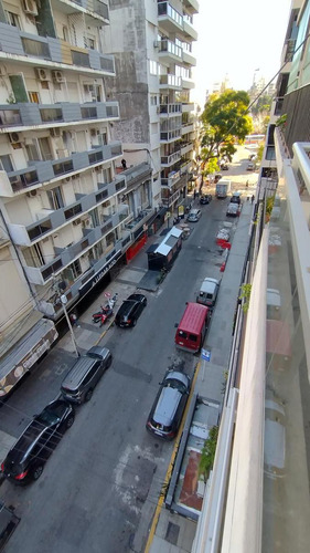 Al Frente C/balcón - A Mts De Plaza San Martín! Edificio Con Amenities