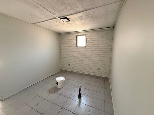 Jj Perez-ampuero Terreno 710m2/ Construidos 400 M2