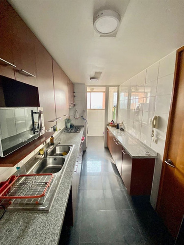 Departamento En Arriendo De 2 Dorm. En Lo Barnechea