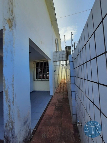 Imagem 2 de 15 de Casa Em Capim Macio Para Residencia Ou Comercio - L-4618