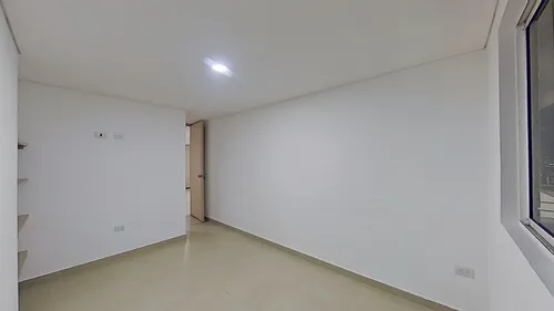 Vendo Apartamento En Edificio Luxury Tower Super Ubicacion Central
