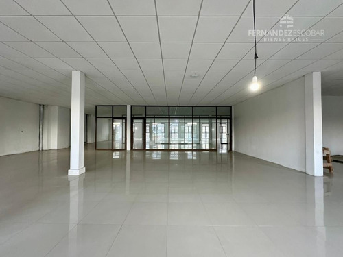 San Felipe - Arrienda Local De 550m2 - Boulevard Prat