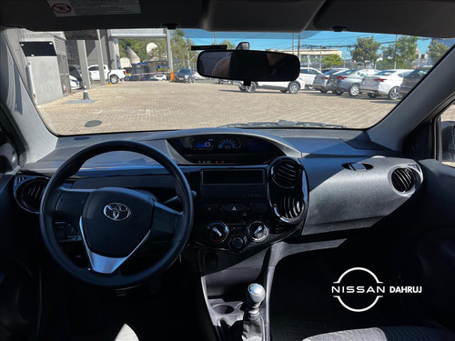 Toyota Etios 1.3 X 16V FLEX 4P MANUAL