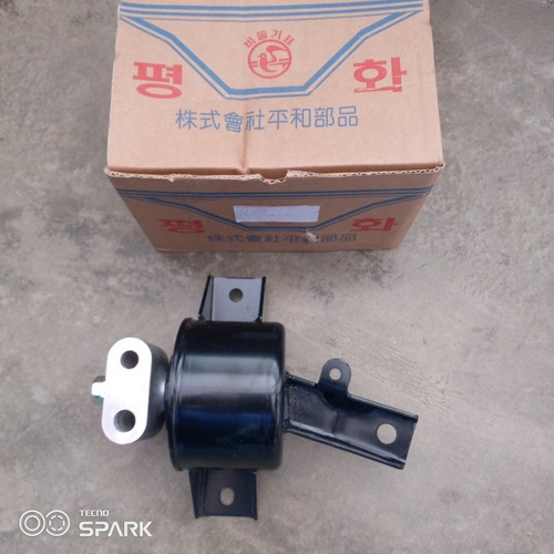 Imagen 2 de 5 de Base De Motor Izquierda Chevrolet Aveo (lado De La Caja)