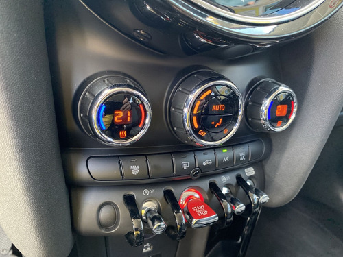 Imagen 17 de 25 de Mini Cooper Pepper Calssic 1.5 Turbo 2022