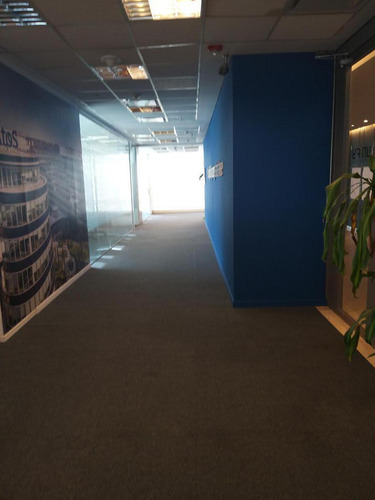 Oficina 580m² . 10 Cocheras. Amoblada Y Equipada. Torre Intecons.