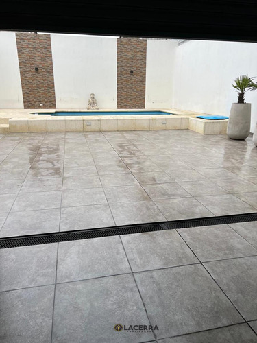 Casa En 4 Ambientes En Villla Ballester