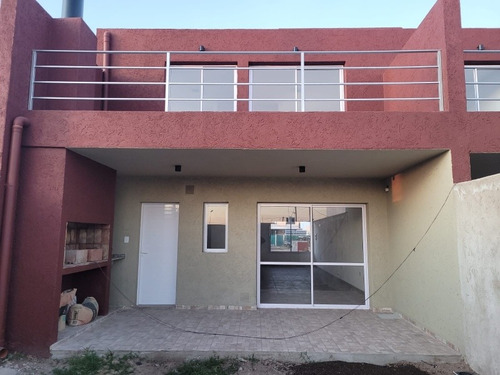 Imagen 15 de 18 de Dúplex Urbanización Docta