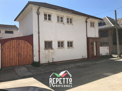 Casa En Venta De 4 Dorm. En Valparaíso