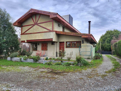 Casa  En Venta En Melipal I, Bariloche, Patagonia