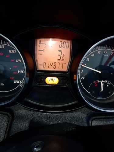 Piaggio Mp3 250