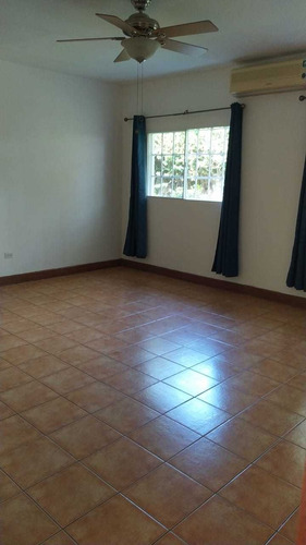 Imagen 7 de 9 de Rento Amplia Casa En Estancia