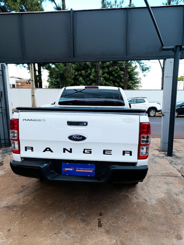Ford Ranger 2.5 XLT 4X2 CD 16V FLEX 4P MANUAL
