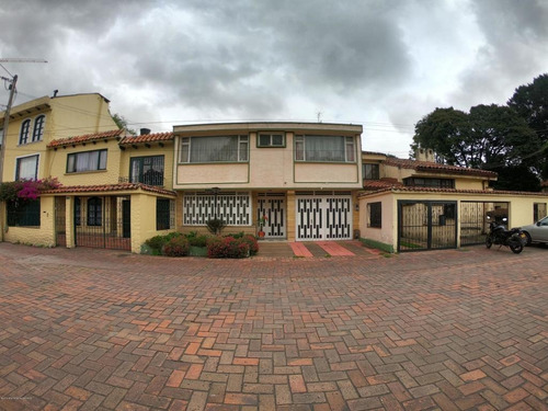 Casa En Alhambra(bogota) Rah Co: 21-741