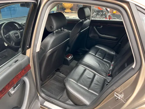 Audi A4 1.8t Luxury 5 p