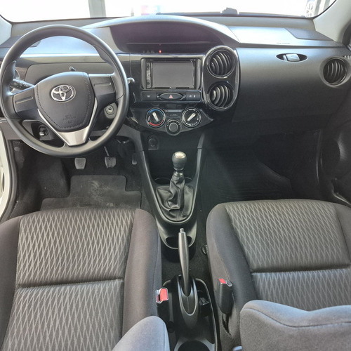 Toyota Etios X 1.3 Flex 16V 5p Mec.