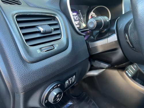 Imagen 14 de 25 de Jeep Compass Sport 2018 / 41000km Unico Dueño