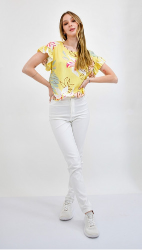 Imagen 3 de 3 de 23115le C Blusa De Lino Volado En La Manga