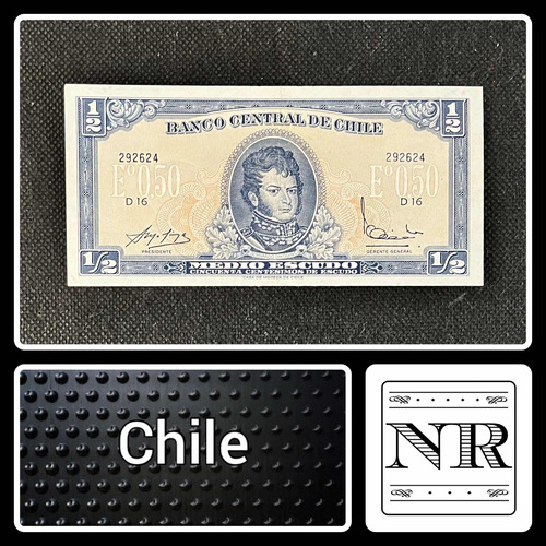 Chile - 1/2 Escudo - Año 1975 - P #134 - Molina Barcelo