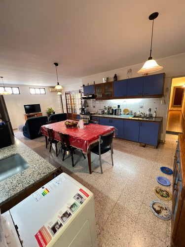 Casa En Venta Calle 35 Entre 24 Y 25 La Plata