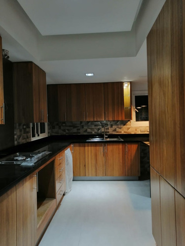 For Rent Apartamento Amueblado Av. Anacaona 5to Piso Torre Mar Azul