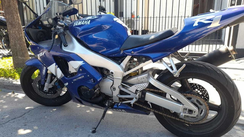 Imagen 3 de 8 de Yamaha R1