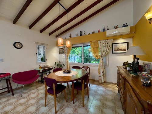 Venta Casa 4 Ambientes En Haedo
