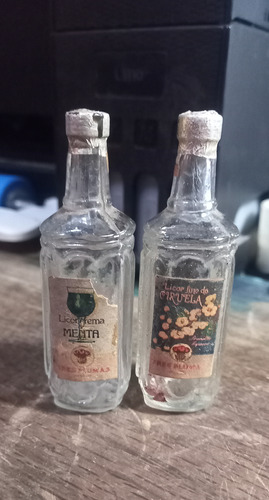 2 Botellitas Antiguas Miniatura Licores De Ciruela Y Menta 