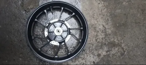 Rin Trasero Fz 2.0, Fz 25, R 15 V3, Original Yamaha (Usado)