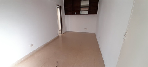 Imagen 4 de 9 de Departamento 2 Amb Interno