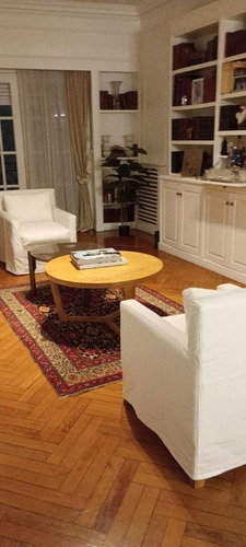 Alquiler Departamento Recoleta: 2 Dormitorios - Próximo Embajadas