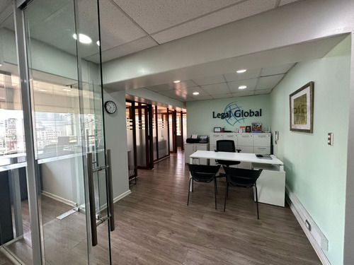 Arriendo Oficina 5 Privados, Sala De Reuniones, 2 Baños
