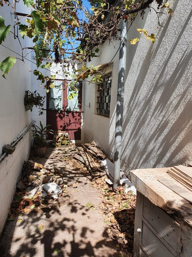 Imagen 9 de 10 de Inmobiliaria Rias Altas Vende Casa A 2 Cuadras De Av. Garzón