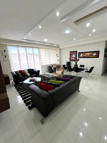 Apartamento En Valencia, El Parral, Residencias Cronus Country. Ina-913 Tp