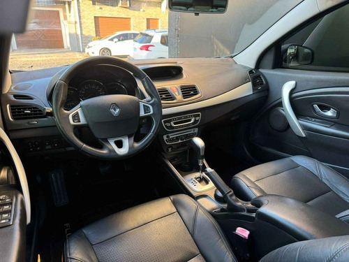 Renault Fluence 2.0 Dynamique X-tronic Hi-flex 4p