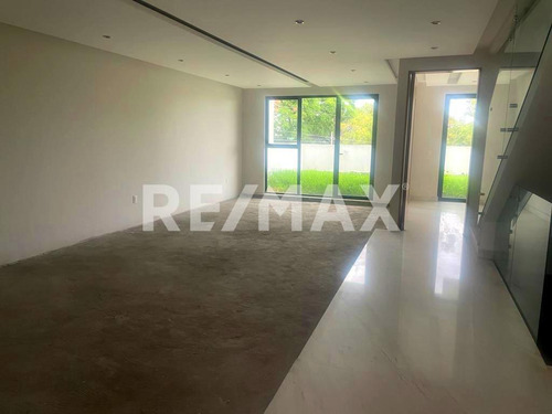Estrena Casa En Conjunto De 4 Casas En Lomas De Tecamachalco