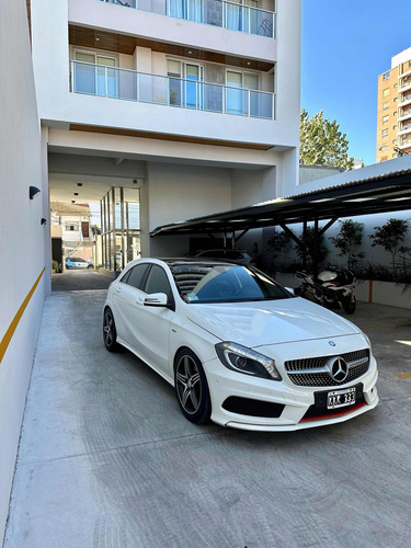 Imagen 2 de 9 de Mercedes-benz Clase A 2013 2.0 A 250 At Sport B.efficiency