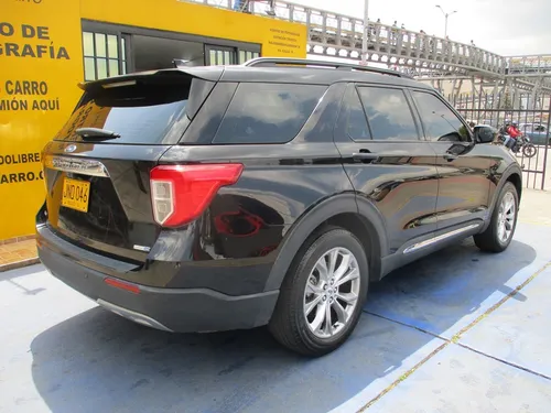 Ford Explorer Xlt 4x4 2300cc At Aa