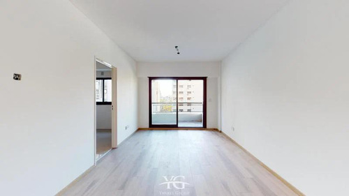 Espectacular Departamento De 3 Ambientes Con Patio En Caballito Con Amenites