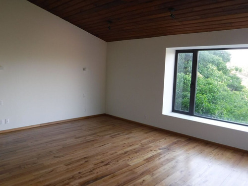 Casa Recien Remodelada A Una Cuadra De Monte Libano