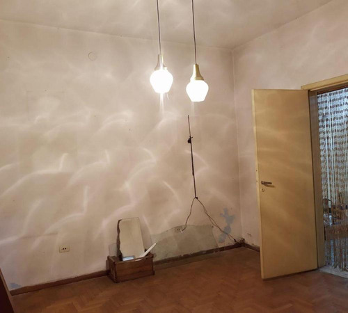 Venta Casa 3 Ambientes En Banfield