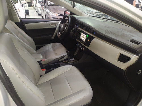 Imagem 8 de 15 de Corolla Gli 1.8 Flex Automático Banco De Couro E Multmidia