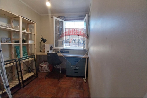 Casa En Venta Ñuñoa 4d+2b+est+bod, Barrio Italia