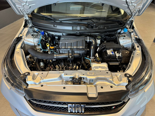 Fiat Cronos 1.8 16v Precision