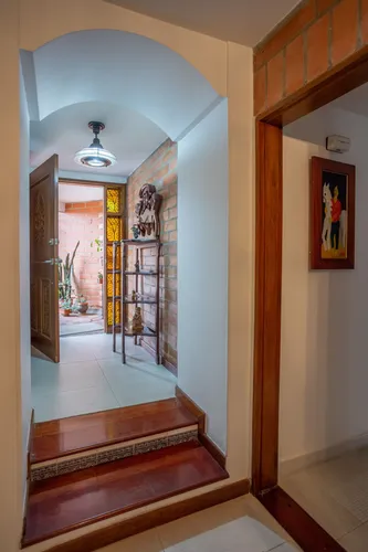 Casa En Venta En Loma De Los Balsos. Cod V16245