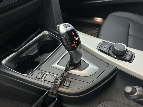 Imagen 18 de 25 de Bmw 320i 2.0