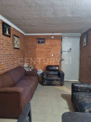 Departamento Con 3 Recamaras En Jardines De Los Báez Ecatepec