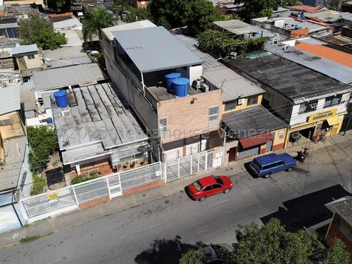 Venta Edificio En El Centro-este De La Ciudad De Barquisimeto Rc