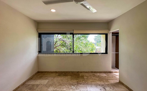 Casa En Venta En Mérida En Cabo Norte, Privada Arietta